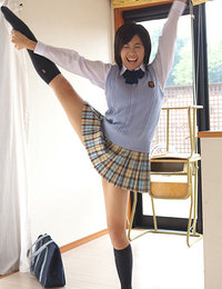 Ageha Yagyu Asian takes school uniform off showing flexibility